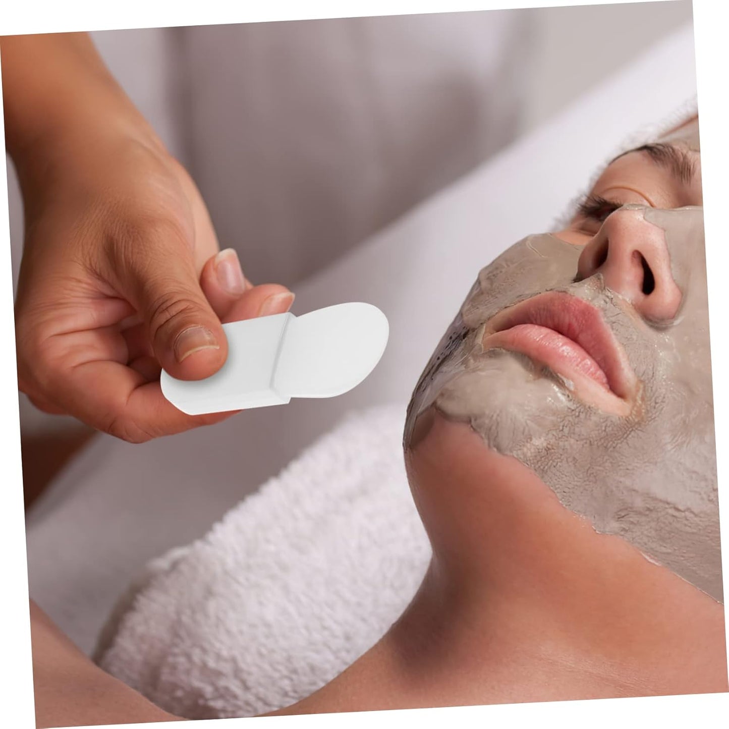 1Set Mini Silicone Face Mask Applicator Portable Brushes for Skincare Featuring Flexible and Compact Design for Mud Masks and Facial Treatments