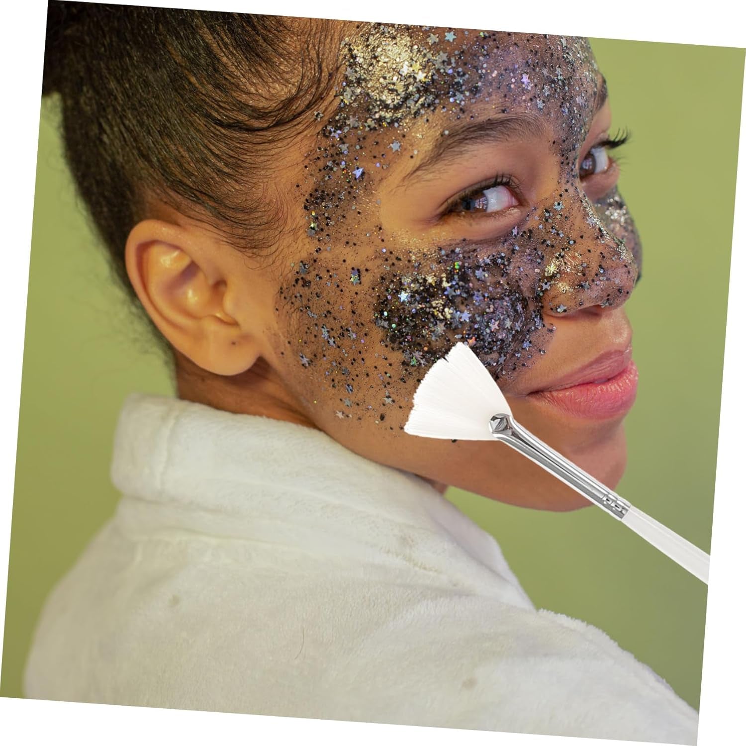 2Pcs Facial Mask Applicator Brush Dual-Sided Tools for Smooth Application of Skincare and Beauty Products Easy to Clean Durable Bristles for All Face Shapes